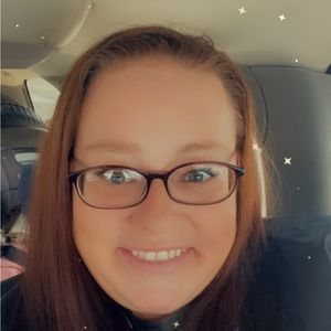 Meet your Posher, Kelli